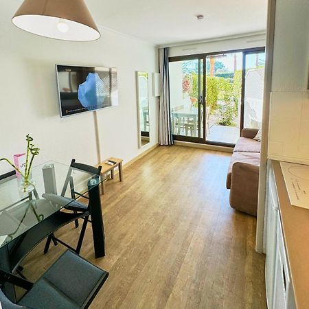 Appartement Bord De Mer Residence L'Ange Gardien วีลล์ฟรองซ์-ซูร์-แมร์ ภายนอก รูปภาพ