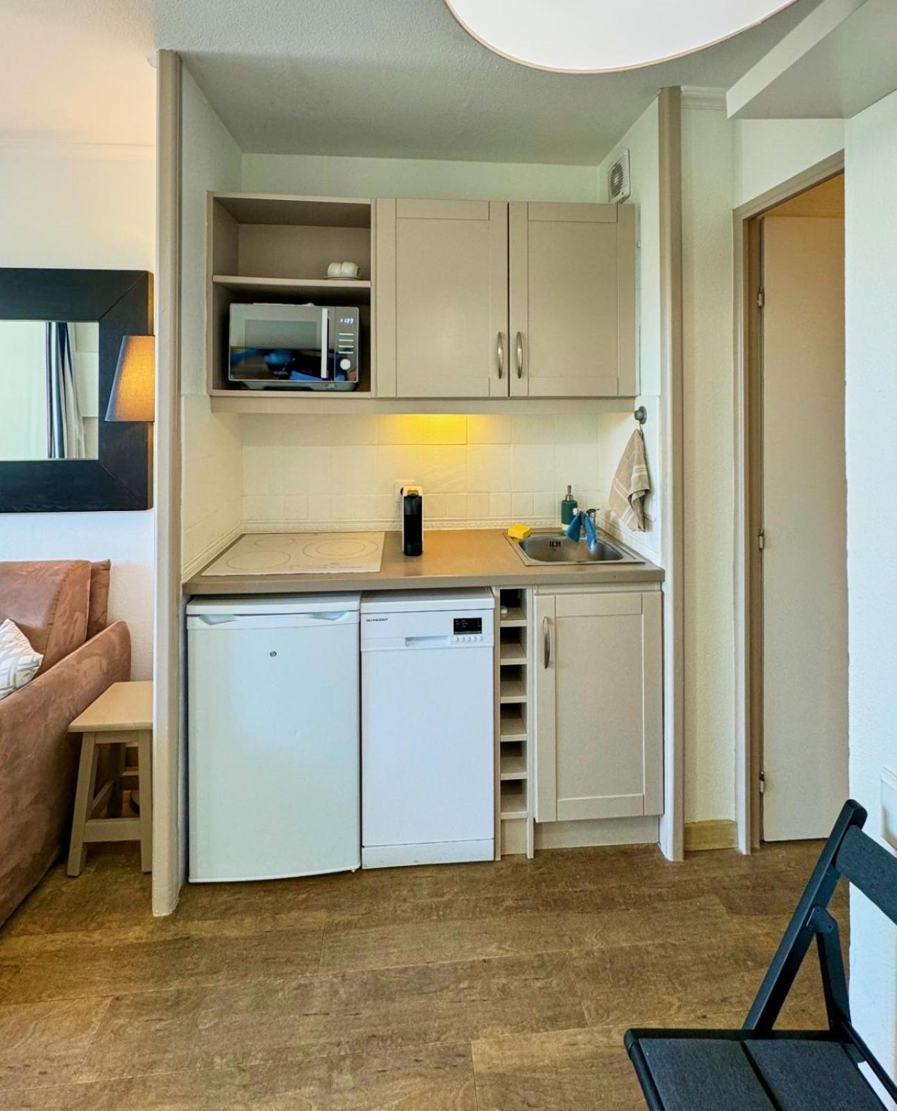 Appartement Bord De Mer Residence L'Ange Gardien วีลล์ฟรองซ์-ซูร์-แมร์ ภายนอก รูปภาพ